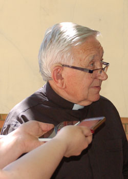 Szarvas Péter plébános